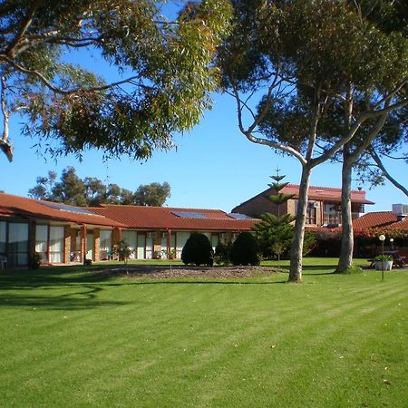 Goolwa Riverport Motel Exteriör bild
